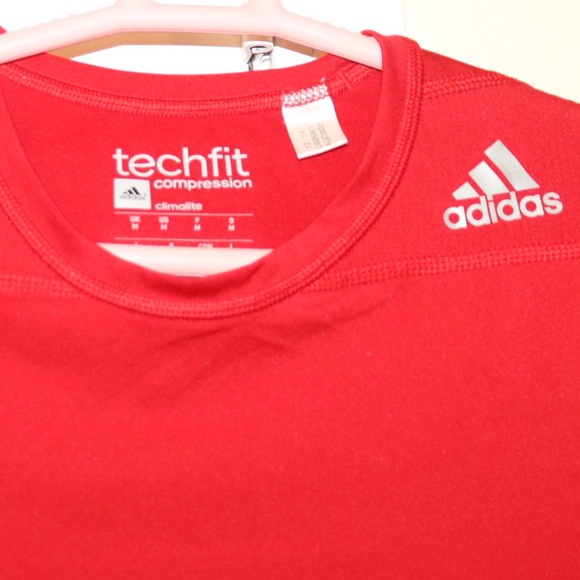 Adidas Techfit Compression Shirt Men Size M  Red - Picture 4 of 5